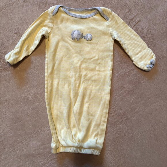 Baby Gown & Sleeper Lot 0–3M – Carter’s, Cloud Island, Circo – Neutral Elephant - Picture 2 of 14